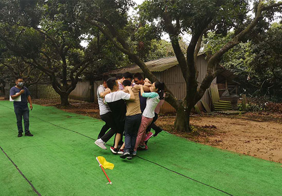 “挑戰(zhàn)自我，凝聚力量，熔煉一流團(tuán)隊(duì)” 廣東優(yōu)科檢測戶外拓展活動