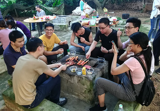 “挑戰(zhàn)自我，凝聚力量，熔煉一流團(tuán)隊(duì)” 廣東優(yōu)科檢測戶外拓展活動