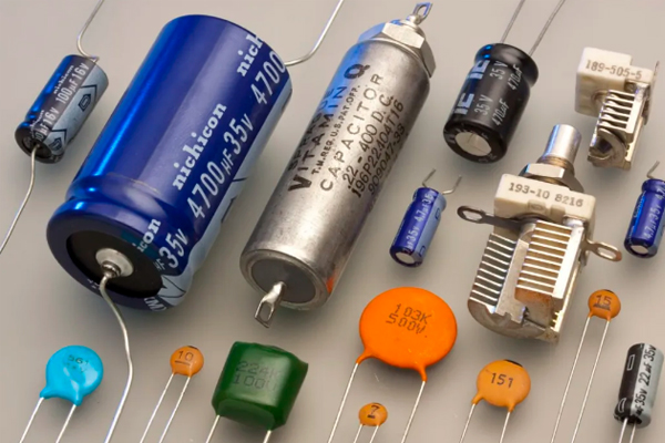 這3種電器千萬不要自己修，拔了插頭也帶電！.jpg